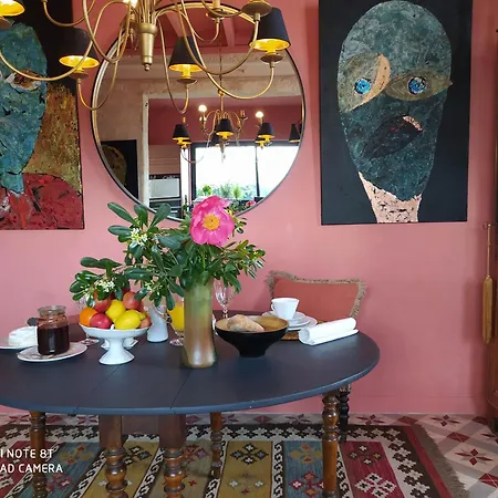 ベッド・アンド・ブレックファスト Dans Echoppe