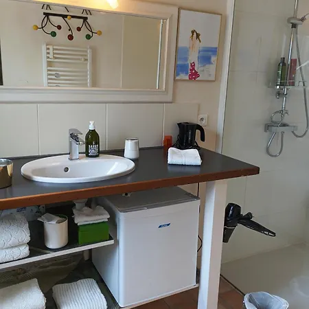 Dans Echoppe ベッド・アンド・ブレックファスト 3*