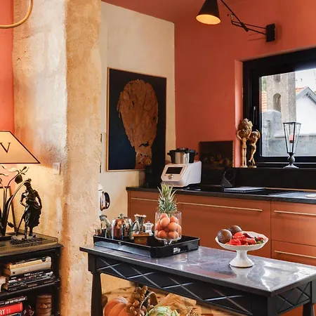 ベッド・アンド・ブレックファスト Dans Echoppe べグル