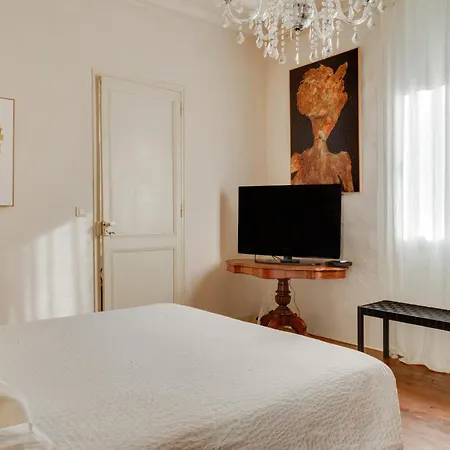 Bed & Breakfast Dans Echoppe