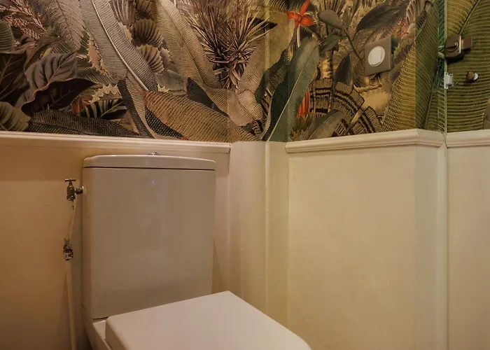 Dans Echoppe Bed & Breakfast Bègles